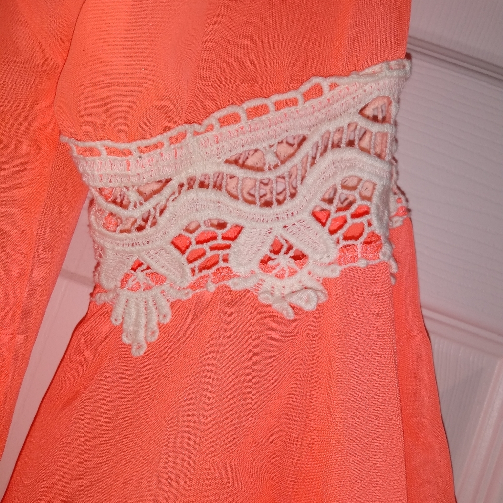 R. Rouge blouse - Picture 2 of 3